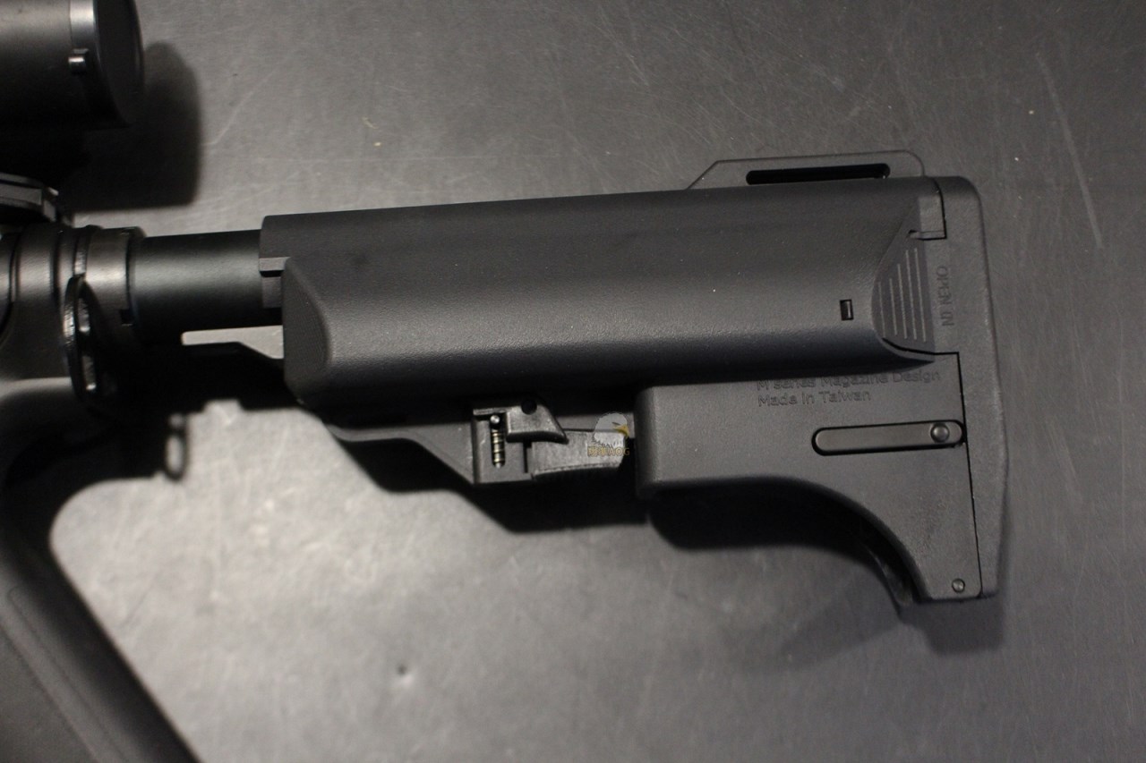 SLONG 神龍 M4 閻龍殭屍版電動槍+水平儀連體夾具5046T+YUBEEN BS 1-5X24IR 狙擊鏡 升級套組 160M 電槍 步槍